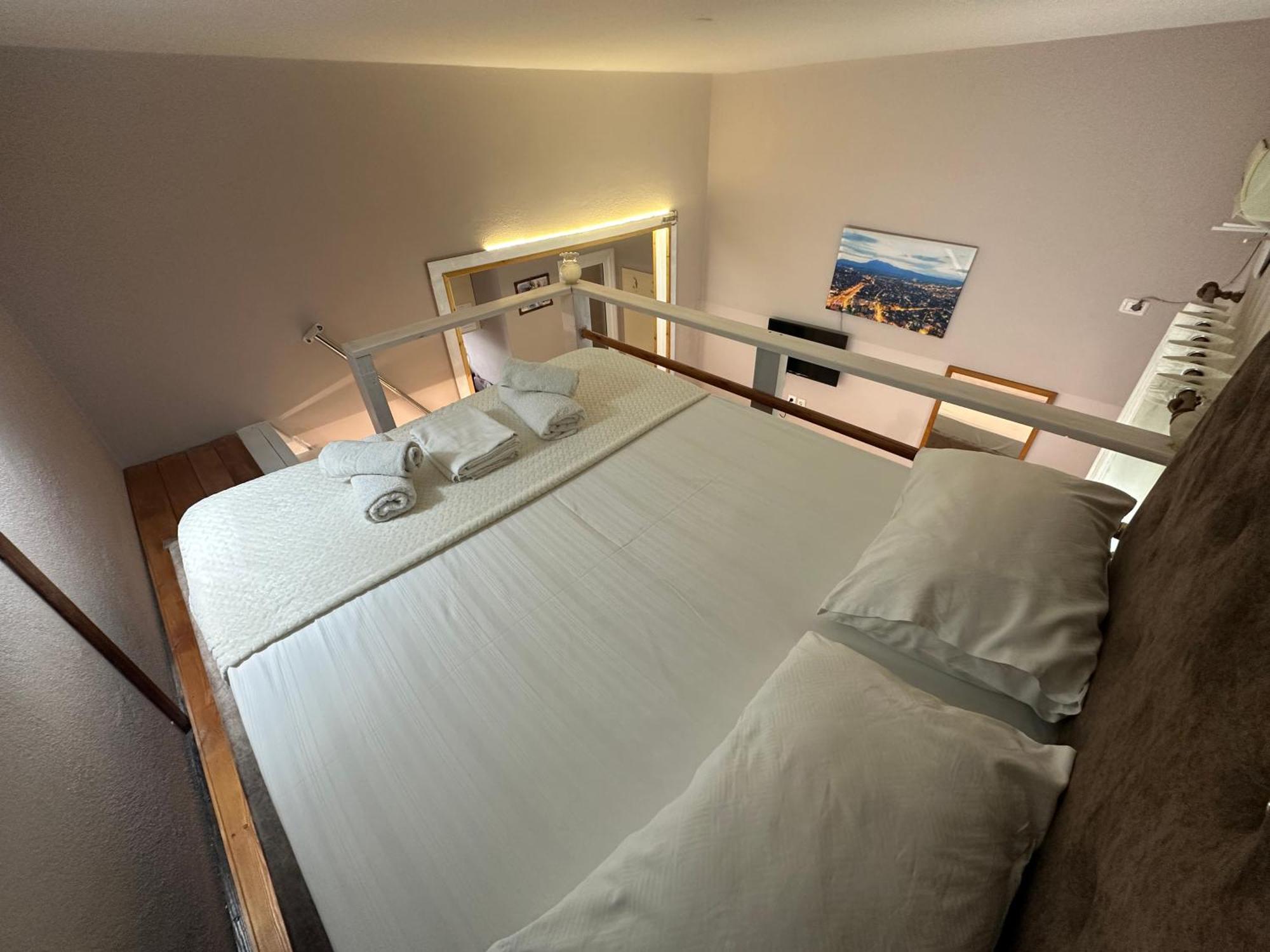 Anel Suites Vlore Ngoại thất bức ảnh