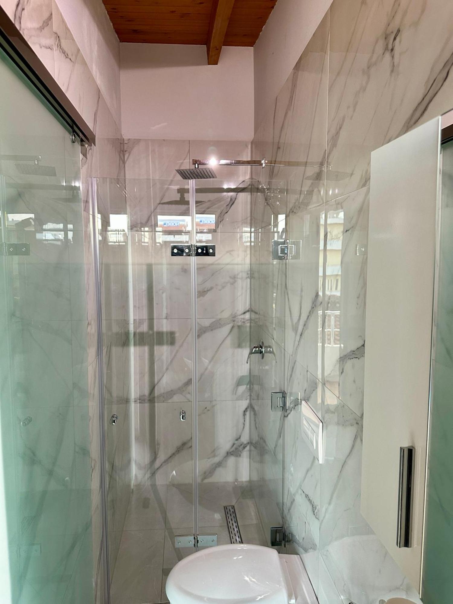 Anel Suites Vlore Ngoại thất bức ảnh